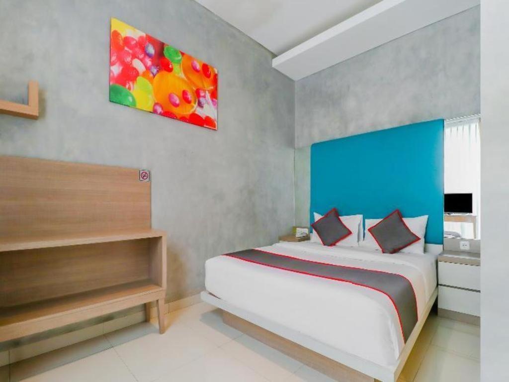 Collection O 31 The Batik Bed And Coffee Bandung Hotell Exteriör bild